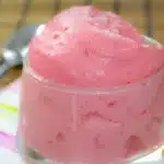 Mousse de framboises au siphon