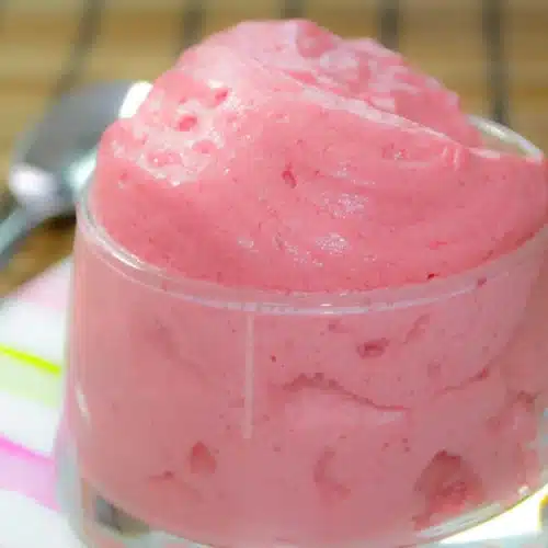 Mousse de framboises au siphon